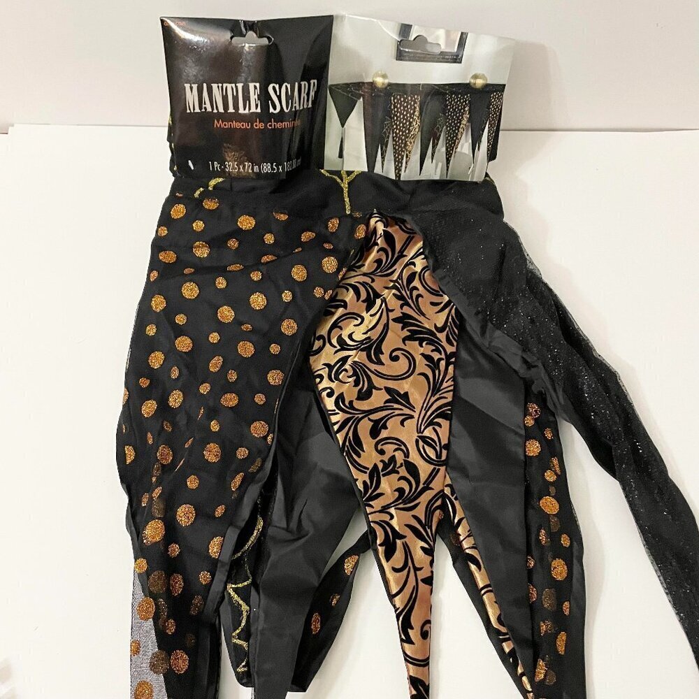Amscan Black Spiderweb Polkadot Glitter Halloween Mantle Scarf 32.5 x 72 Inch